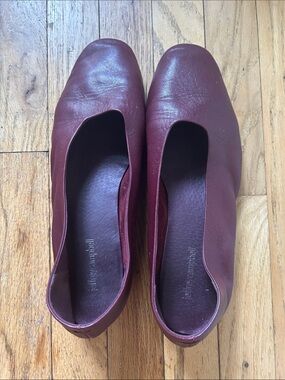 Jeffrey Campbell Leather Burgundy Women’s Slip-On kitten heels- size 11, EU42/43